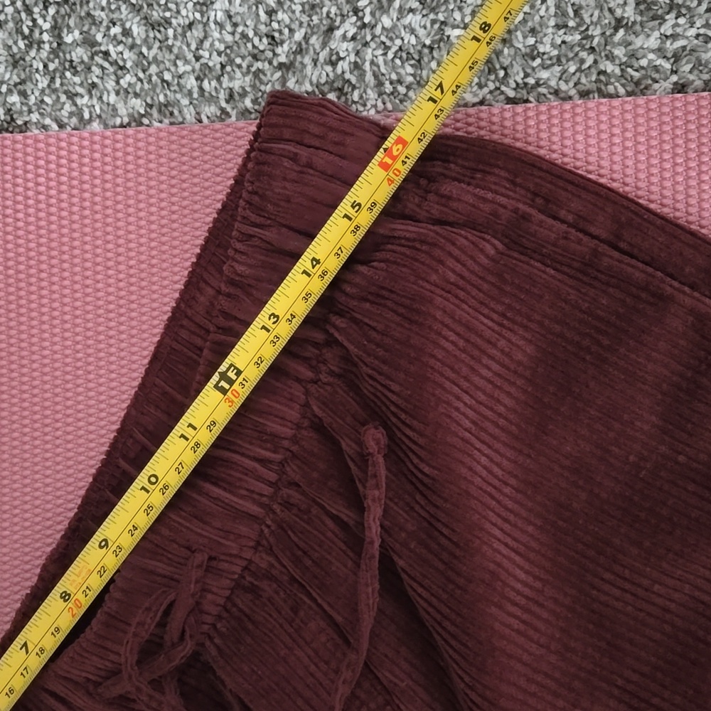 American Eagle Dreamy Drape Corduroy Pants Never Worn - Picture 7 of 10